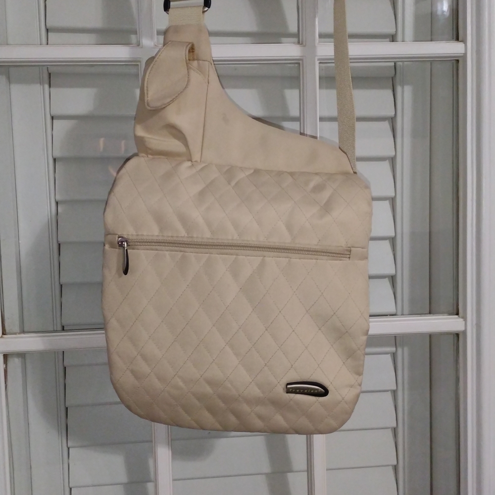 Stylish Cream Quilted Bag